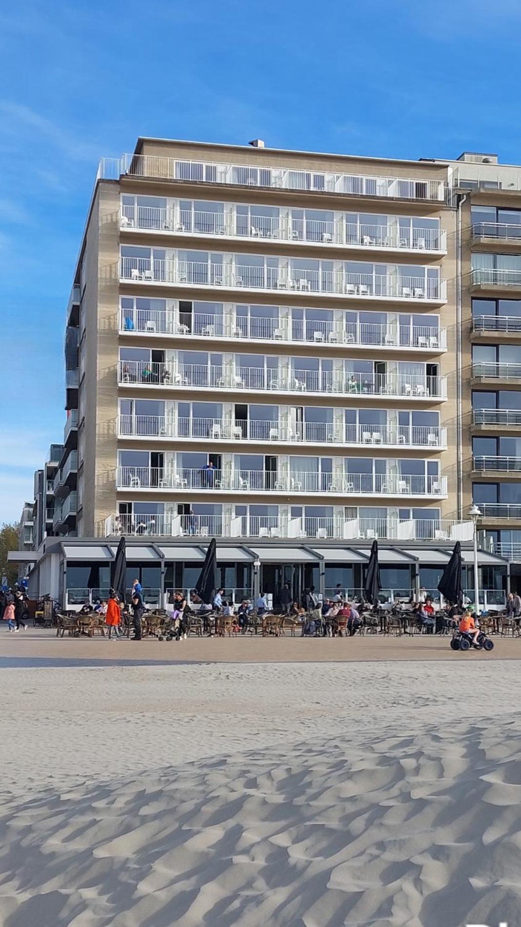 Hotel Sandeshoved Zeedijk Nieuwpoort Exterior photo